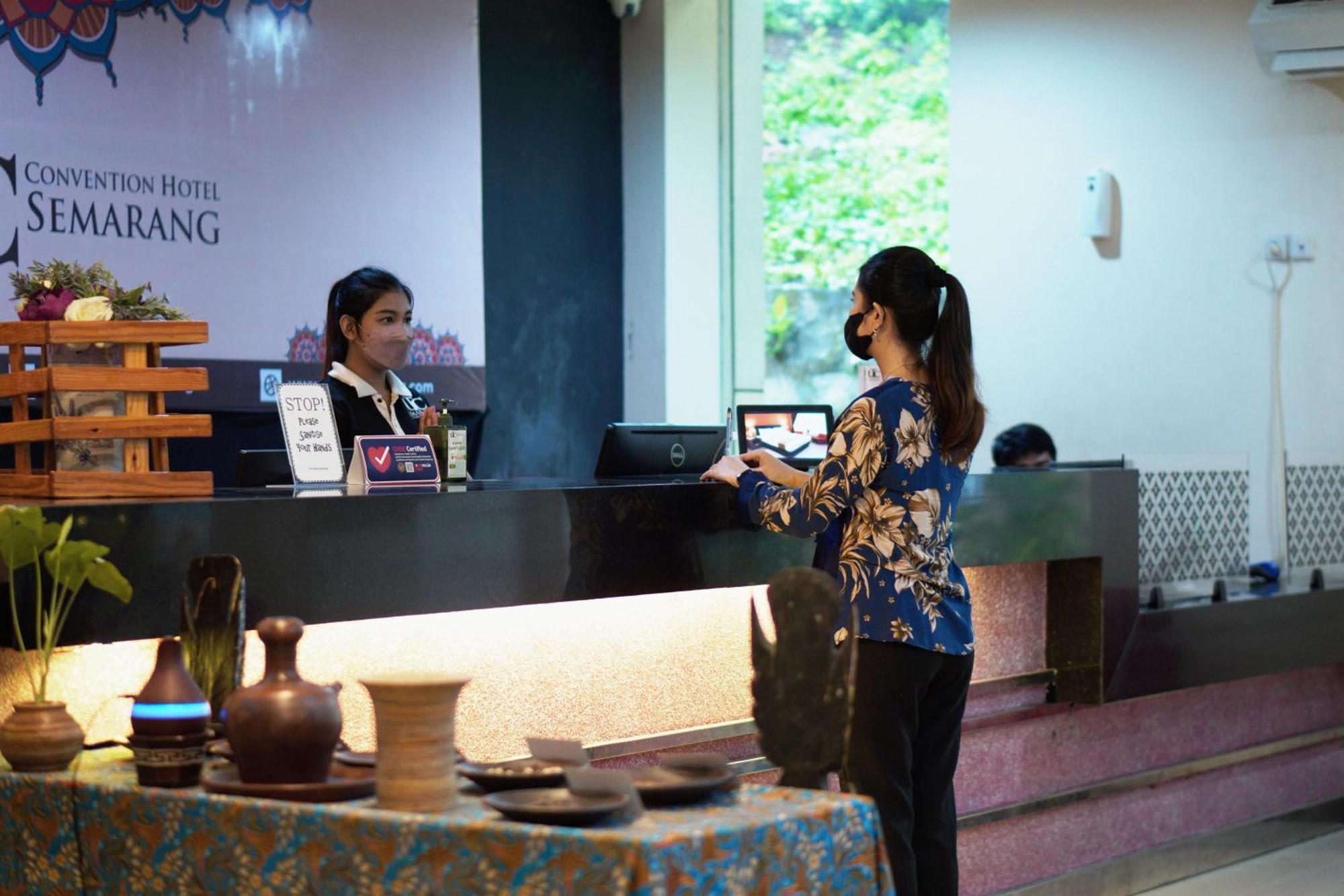 Capital O 1571 Utc Hotel 3*