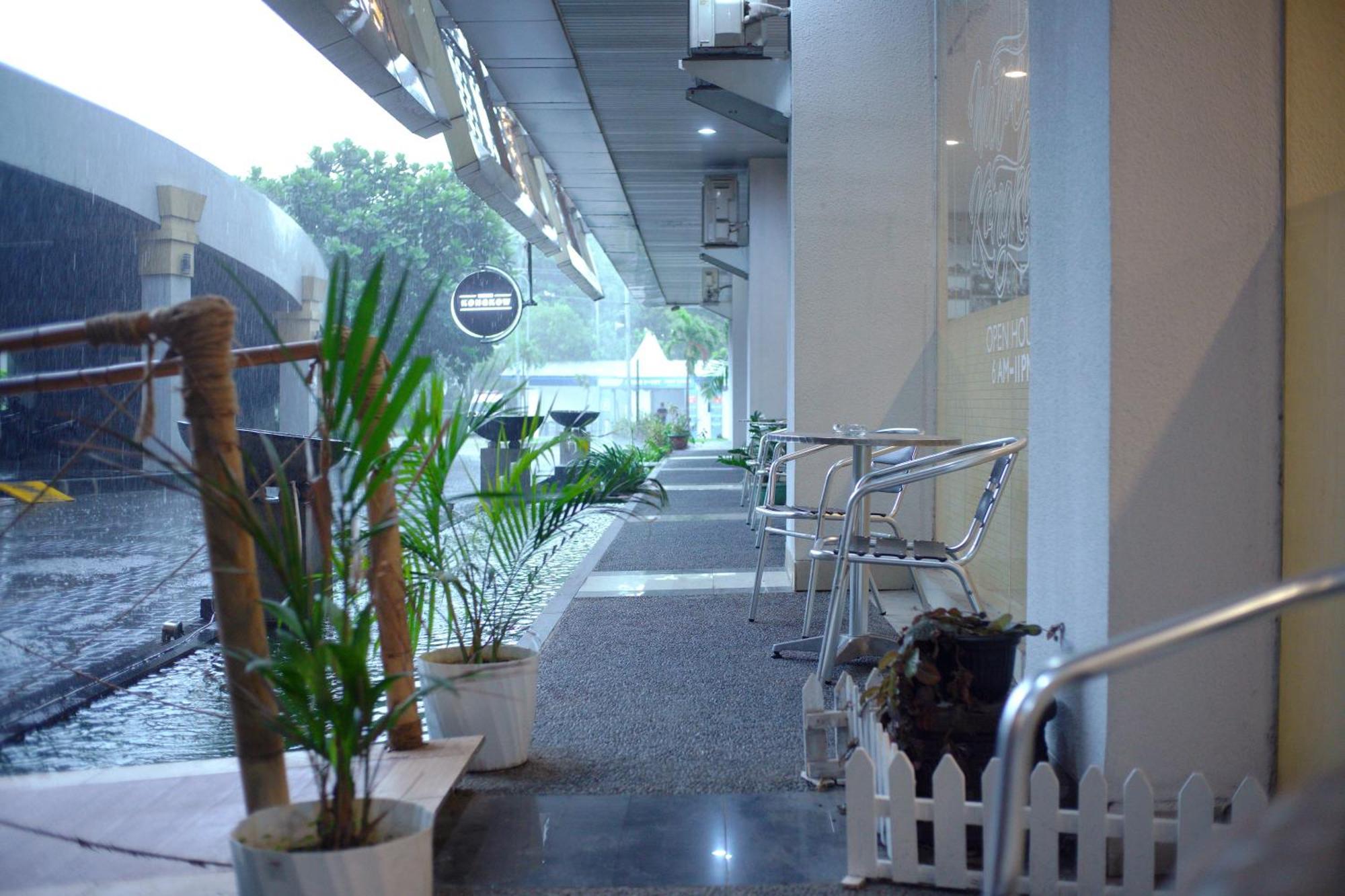 Capital O 1571 Utc Hotel 3*