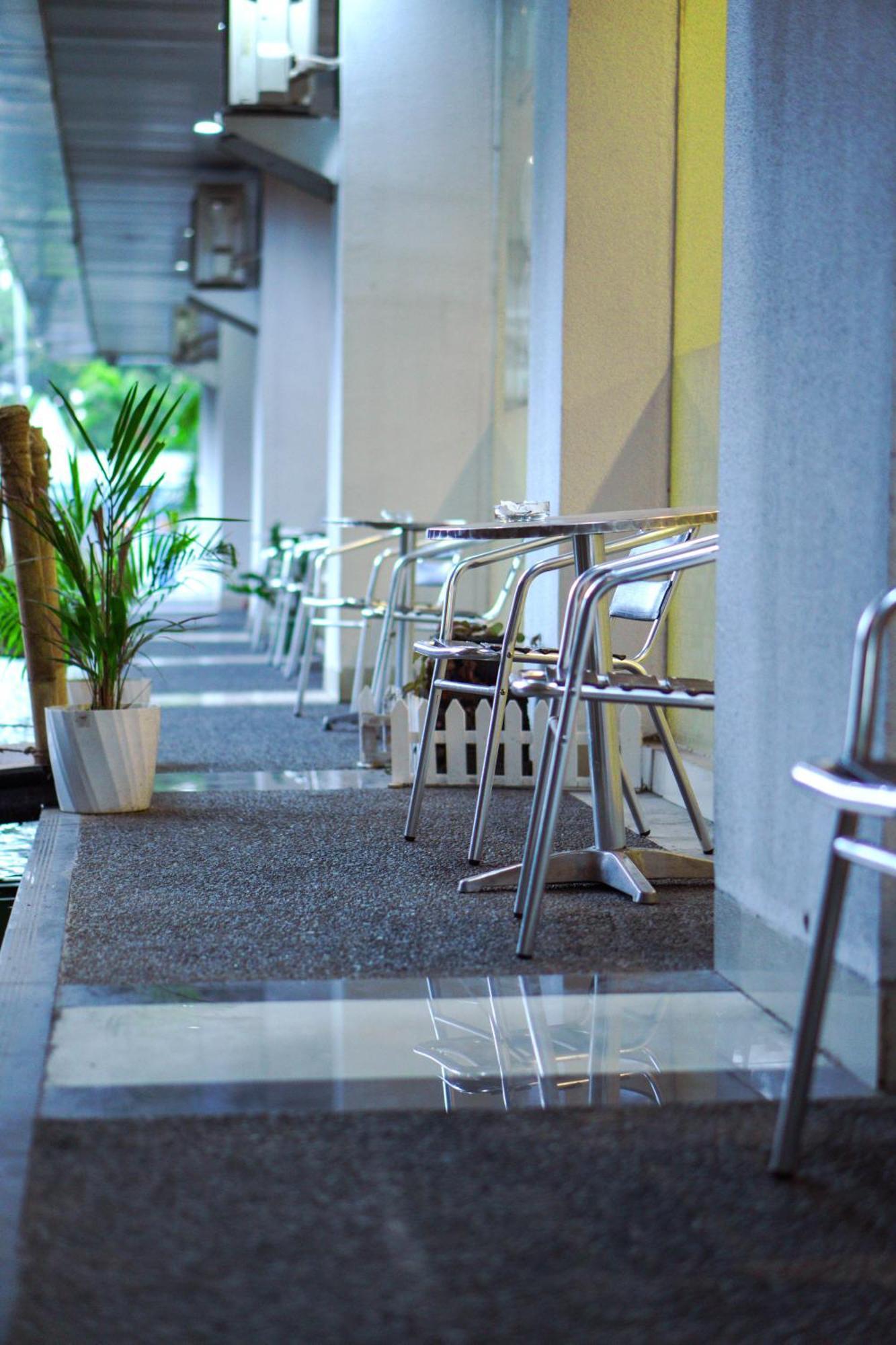 Capital O 1571 Utc Hotel